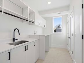 156 Crabtree, Quincy MA 02171