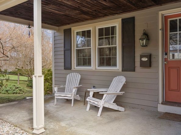 97 Francis Ave, Shrewsbury MA 01545