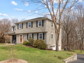97 Francis Ave, Shrewsbury MA 01545