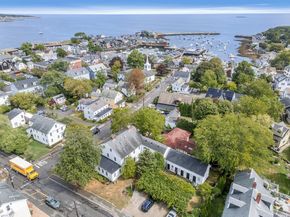 15 High Street D, Rockport MA 01966