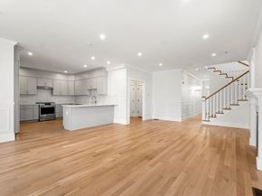 24 Fellows Rd 3, Ipswich MA 01938