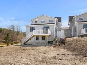 24 Fellows Rd 3, Ipswich MA 01938