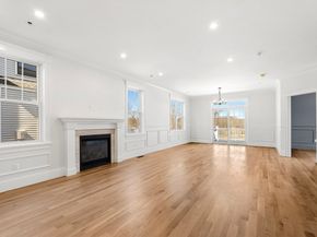 24 Fellows Rd 3, Ipswich MA 01938