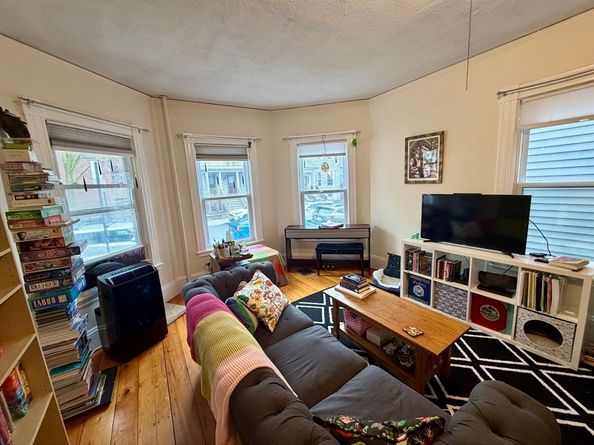 24 Linden Avenue, Somerville MA 02143