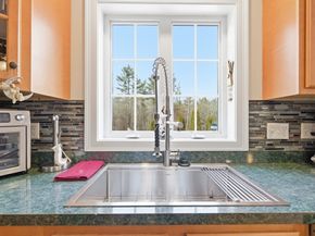38 Foster Ct, Gardner MA 01440