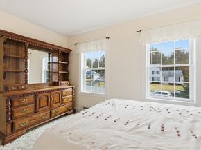 38 Foster Ct, Gardner MA 01440