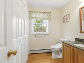 38 Foster Ct, Gardner MA 01440