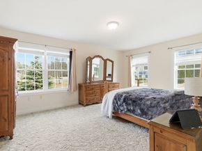 38 Foster Ct, Gardner MA 01440