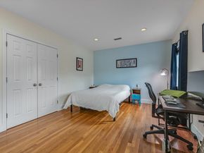 28 Surrey Street 3, Cambridge MA 02138