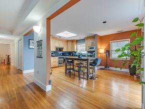 28 Surrey Street 3, Cambridge MA 02138