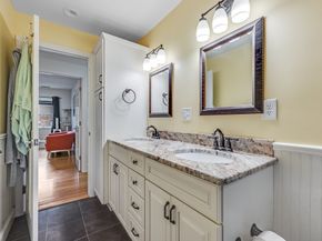 28 Surrey Street 3, Cambridge MA 02138