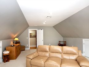 10 Jensen Farm Rd, Braintree MA 02184