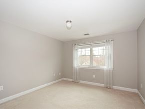 10 Jensen Farm Rd, Braintree MA 02184