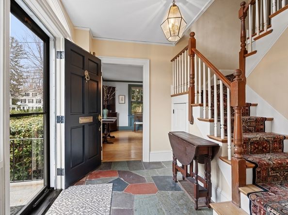 15 Hancock St, Lexington MA 02420