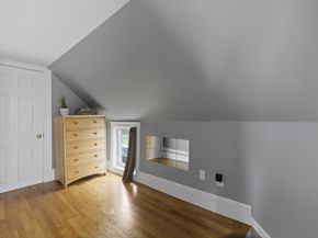 9 Clyde 9, Somerville MA 02145