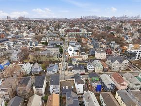 9 Clyde 9, Somerville MA 02145