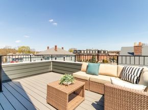 15 Tanglewood B, Boston MA 02124
