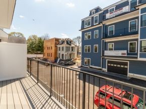 15 Tanglewood B, Boston MA 02124