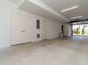 15 Tanglewood B, Boston MA 02124