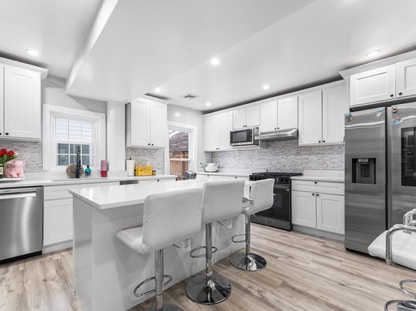 74 Leonard St, Boston MA 02122