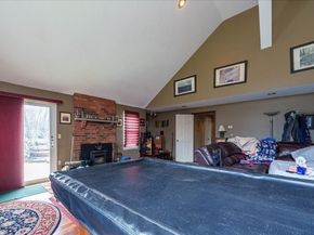 14 Whitewood Rd, Milford MA 01757