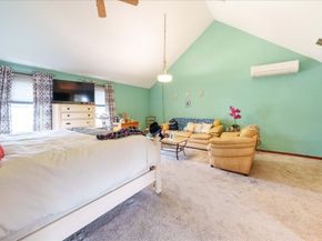 14 Whitewood Rd, Milford MA 01757