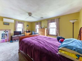 14 Whitewood Rd, Milford MA 01757
