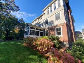 34 Pilgrim Rd, Newton MA 02468