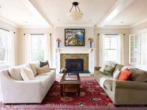 34 Pilgrim Rd, Newton MA 02468