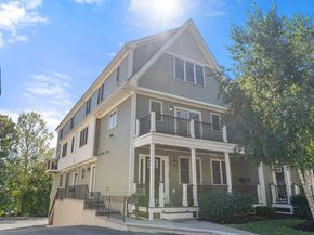 22 Hawthorne Street 2, Boston MA 02119