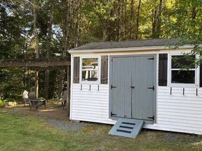 318 South St, Hanson MA 02341