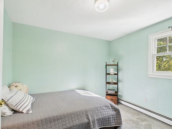 318 South St, Hanson MA 02341