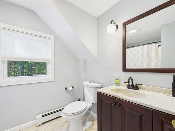 318 South St, Hanson MA 02341