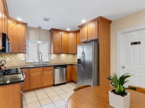 15 Banks St 4, Waltham MA 02451