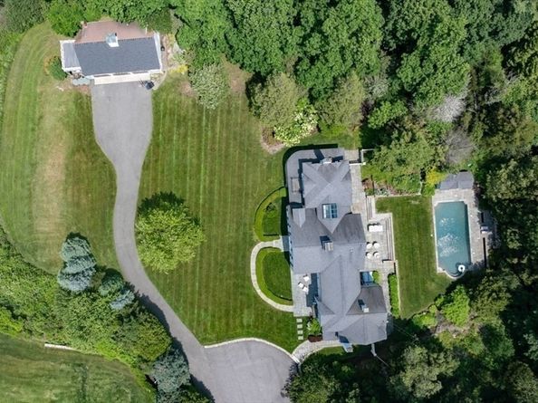 10r Martins Lane, Hingham MA 02043