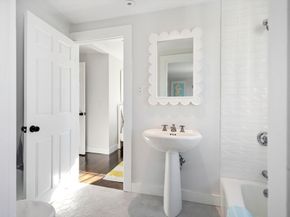 10r Martins Lane, Hingham MA 02043