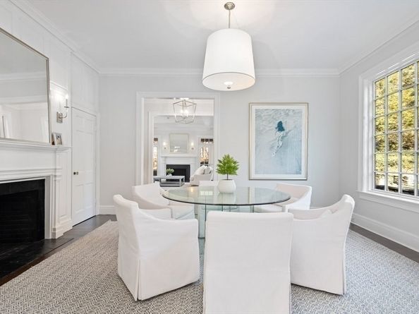 10r Martins Lane, Hingham MA 02043