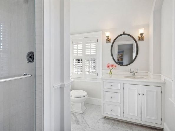 10r Martins Lane, Hingham MA 02043