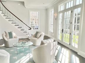 10r Martins Lane, Hingham MA 02043