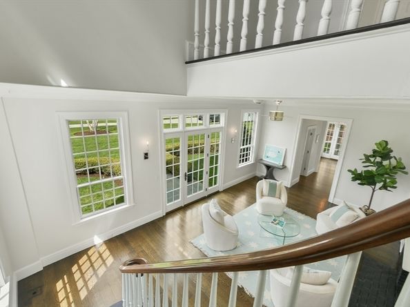 10r Martins Lane, Hingham MA 02043