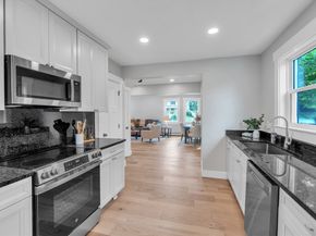 63 North St, Grafton MA 01519