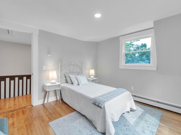 63 North St, Grafton MA 01519