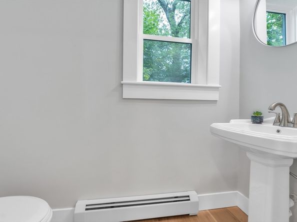 63 North St, Grafton MA 01519