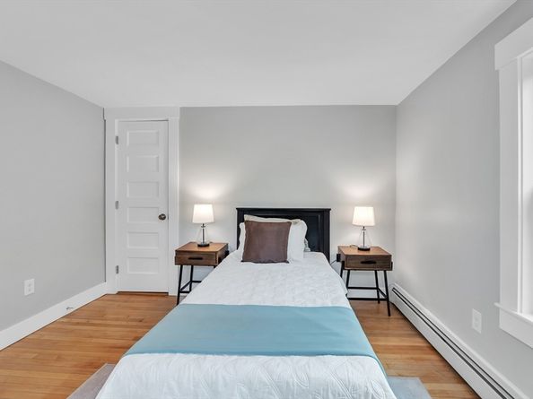 63 North St, Grafton MA 01519