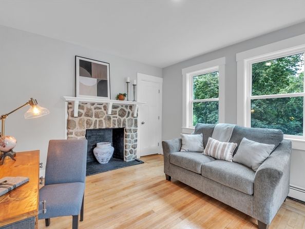 63 North St, Grafton MA 01519