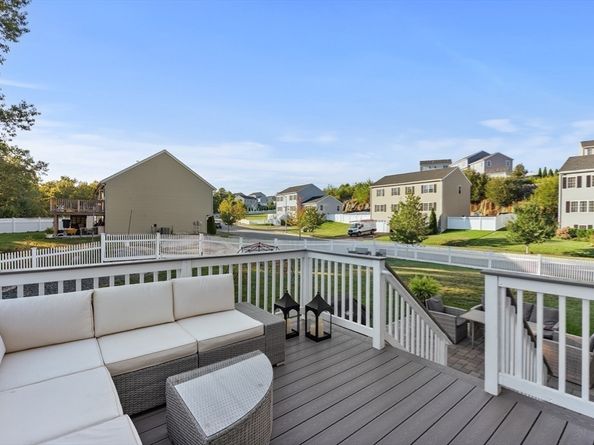 24 Sunset Rd, Lynn MA 01904