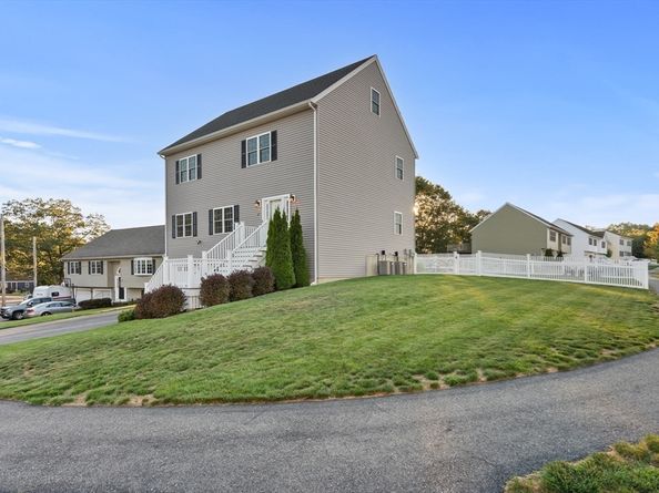 24 Sunset Rd, Lynn MA 01904