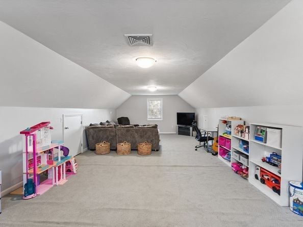 24 Sunset Rd, Lynn MA 01904
