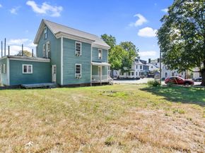 26 Oakland St, Newburyport MA 01950
