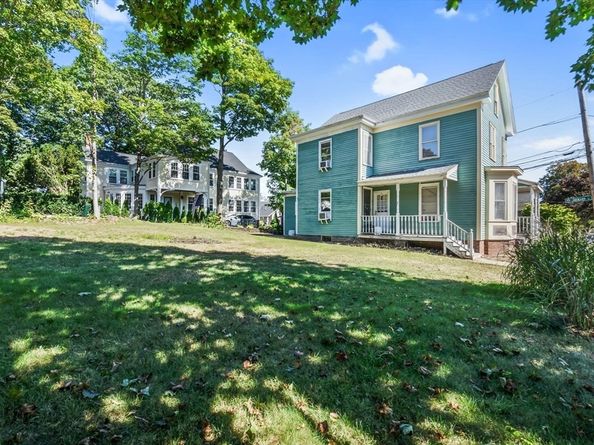 26 Oakland St, Newburyport MA 01950